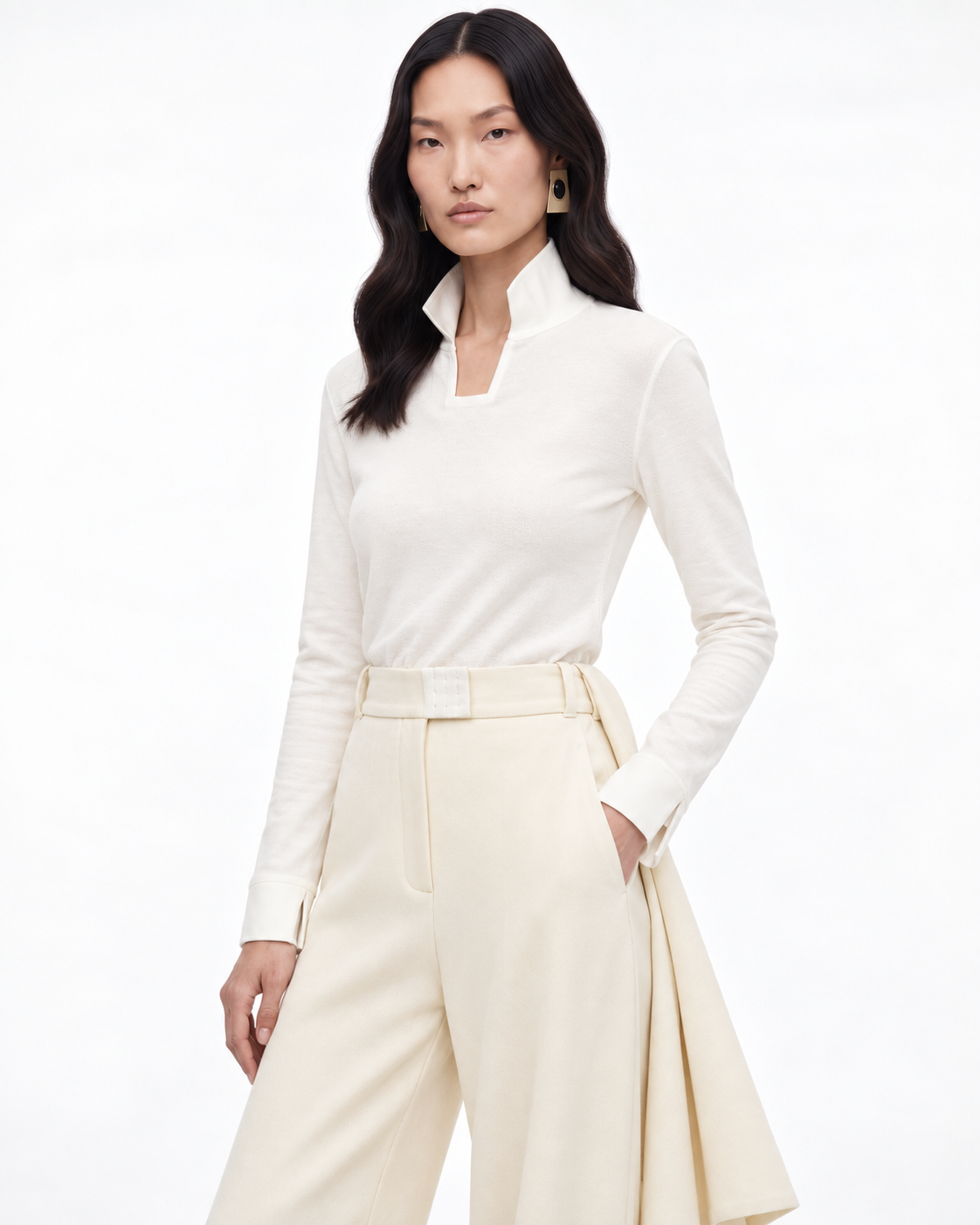 Square Neck Longsleeve in White