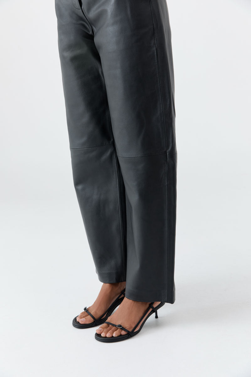 Petit Belt Sling Back Heel