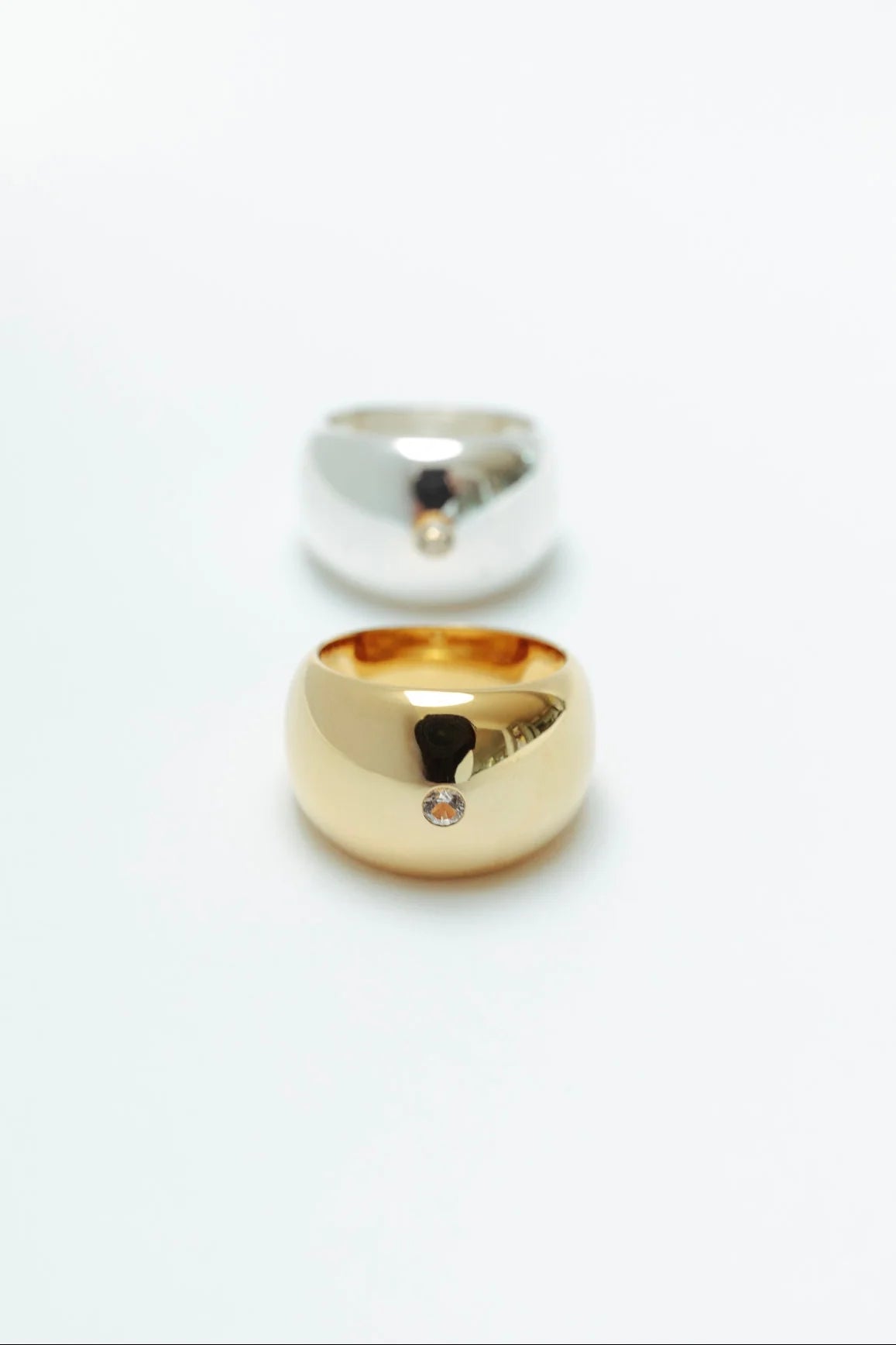 Fold Topaz Ring in Gold